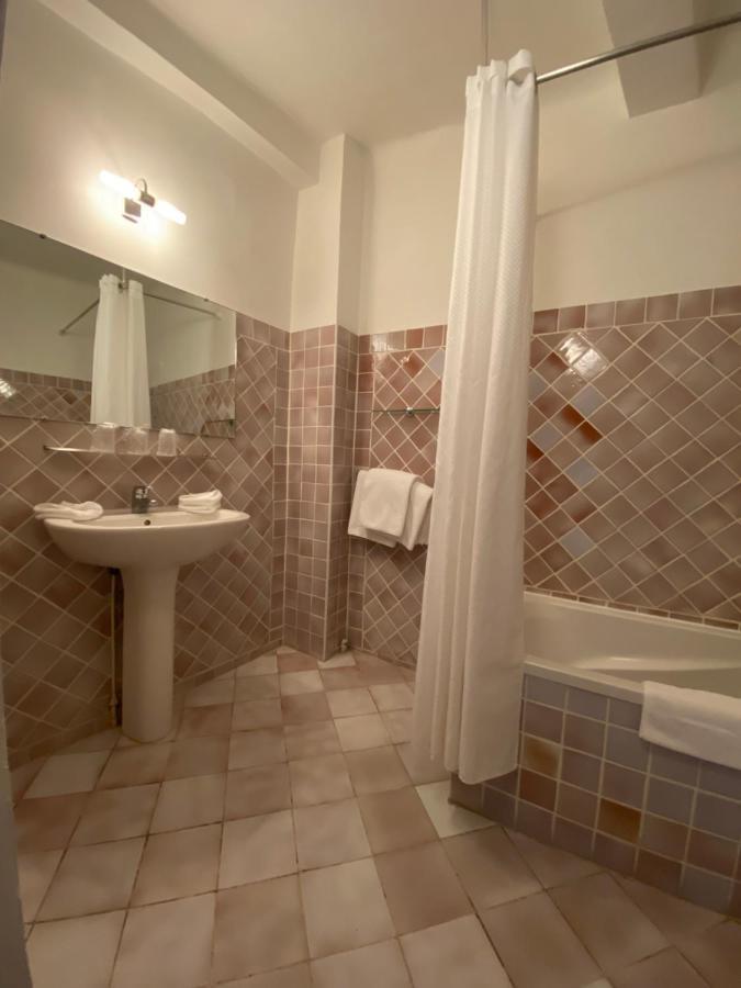 Le Vieux Chateau Эгин Экстерьер фото